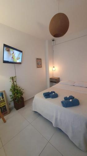 One-Bedroom Apartment image 6