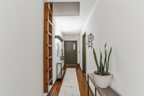 Thornton Studio with Kitchenette detail
