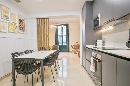 Anton's Downtown Apartment, Barcelona (photo 7)
