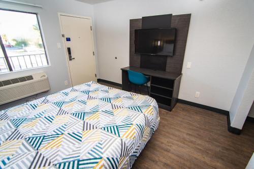 Motel 6-Ft. Pierce FL - image 11