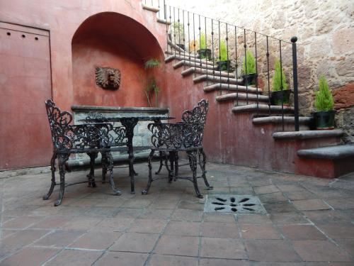 52731046 Casa Eugenia Hotel