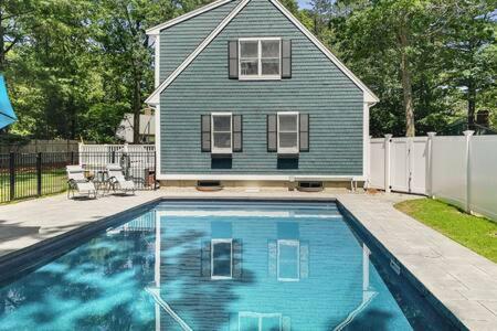 Contemporary Gem with Private Pool