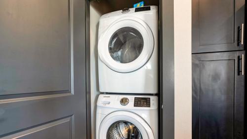 Landing Modern Apartment with Amazing Amenities (ID5076X35) in Parker (CO)