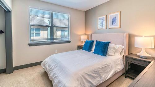 Landing Modern Apartment with Amazing Amenities (ID5076X35) in Parker (CO)