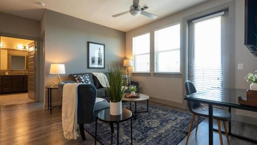 Landing Modern Apartment with Amazing Amenities ID3050X66 in Austin, USA