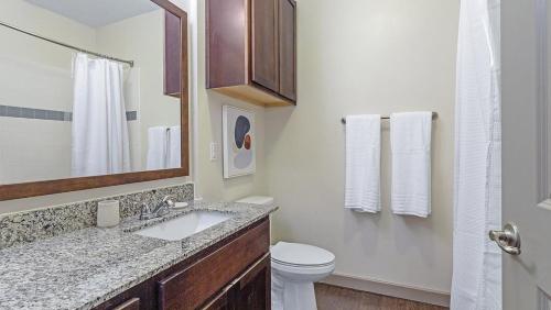 Landing Modern Apartment with Amazing Amenities ID3128X66 in Georgetown, USA