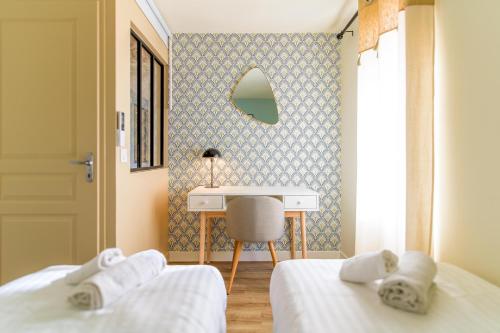 SELECT'soHOME - Bel appartement rénové idéalement situé au coeur du Lavandou et de ses animations ! - MARINA-5