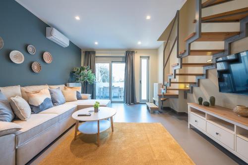 Artistic 2BR Maisonette: An Architectural Delight, Athens