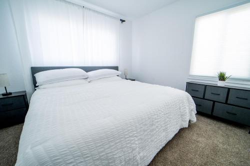 Vegas Vacation Home with Pool 5 min to The Strip and Fremont Street, Las Vegas (fotografie 8)
