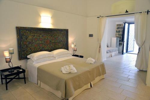 1 king bed, 2 twin beds