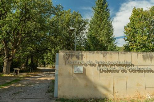 Casa Rural " LA PARRA" in Peralejos De Las Truchas