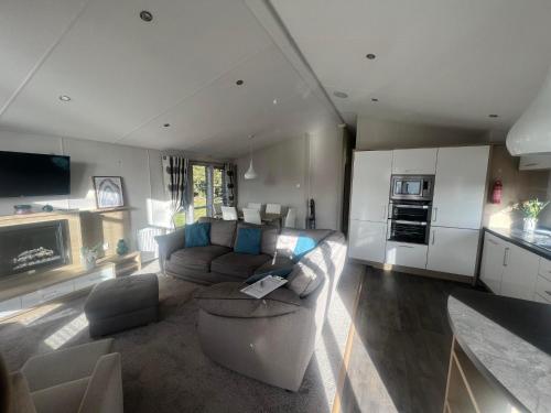 Pinehurst, 65 Golf View Lodge, Jedburgh (photo 3)