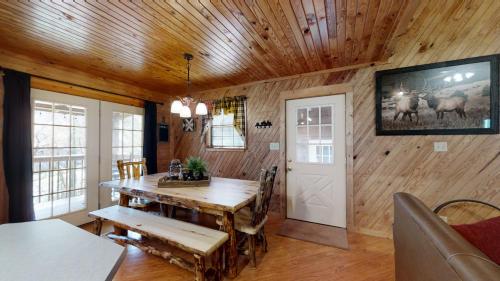 A Cowpokes Dream in Sevierville, USA