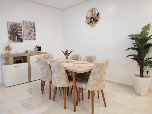 DLX03 - Appartement Deluxe 2 chambres - Centre Ville Oujda, Oujda (Foto 5)