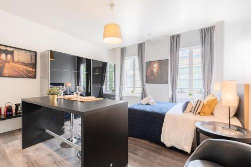 Vieux Lille - Large modern and functional studio