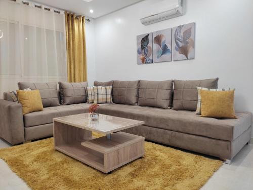 DLX03 - Appartement Deluxe 2 chambres - Centre Ville Oujda, Oujda (Foto 8)