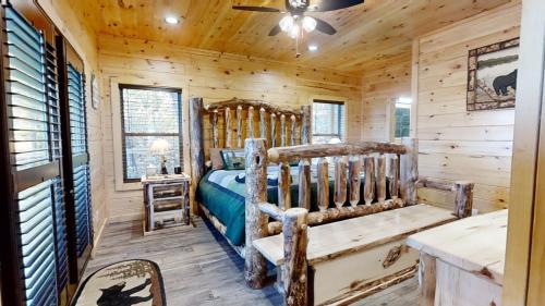 Lazy Bear Lodge in Walland, USA