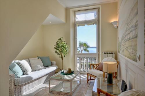 Gramsci 79 - Elegante appartamento fronte spiaggia con 3 posti letto, Santa Margherita Ligure