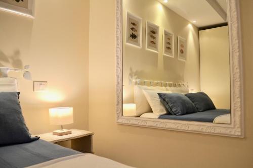 Gramsci 79 - Beachfront