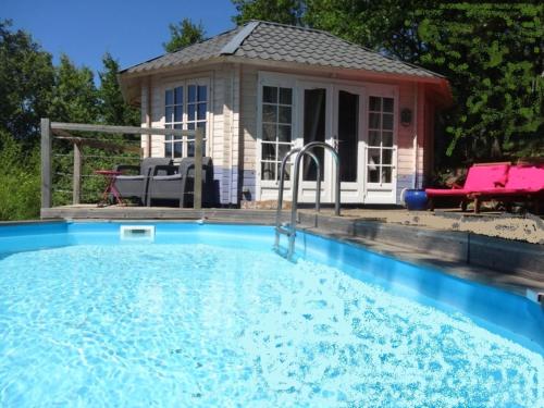 Cottage romantique avec piscine privée au Vallon des Etoiles - Location saisonnière - Lussas