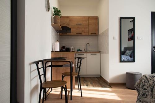 Konyha, Apartmani DUGA in Ljubićki kej