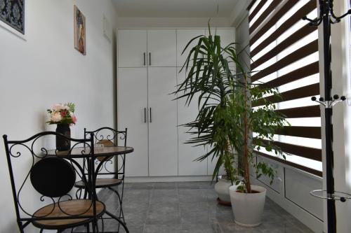 Erkély/terasz, Apartmani DUGA in Ljubićki kej