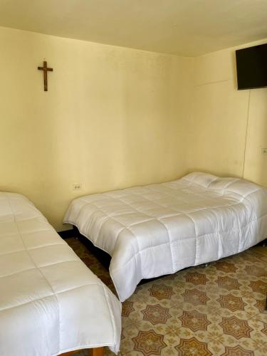 2 double beds