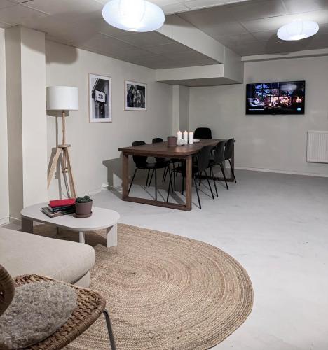 Nomad Gardet Hostel