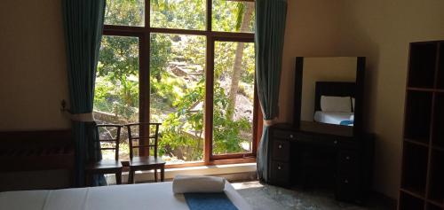 EcoHanthana Mountain Lodge