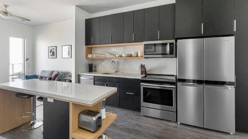 Landing Modern Apartment with Amazing Amenities (ID1381X635)