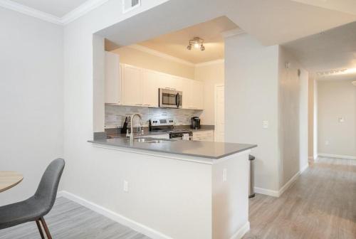 Landing Modern Apartment with Amazing Amenities (ID4278) in Tramonto