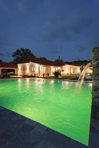 Vila Julija in Majdanpeka