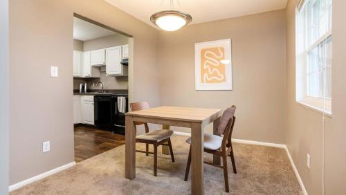 Landing Modern Apartment with Amazing Amenities (ID8747X90) in 卡梅爾
