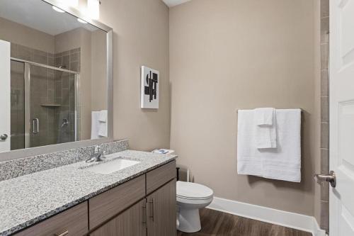 Landing Modern Apartment with Amazing Amenities ID3526 in Charleston, USA