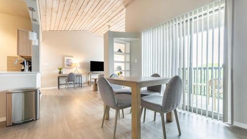 Landing Modern Apartment with Amazing Amenities ID5336X84 in Dallas, USA