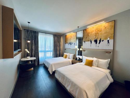 Chez Hotel in Arlington Heights, USA