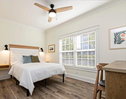 The Waverly 100 Inn at Old Beach, Virginia Beach
