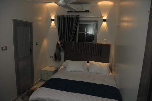 Double Room with Sea View image 10