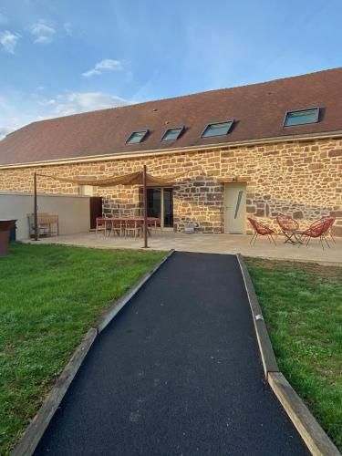 MAISON LA PABLELA Piscine Jacuzzi - Location saisonnière - Lissac-sur-Couze