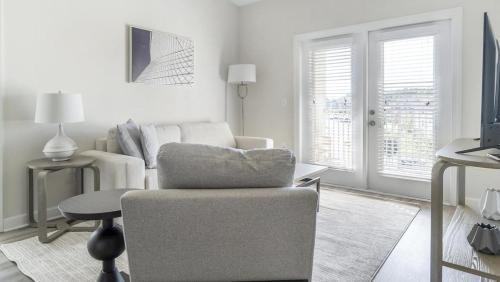 Landing Modern Apartment with Amazing Amenities (ID1012X166) in Clayton (NC)