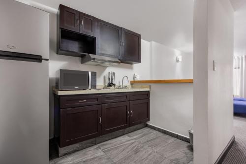 Küche, Radisson Hotel & Convention Center Toluca in Toluca