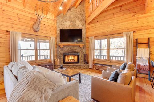 Kid-Friendly Morganton Gem 10 Mi to Blue Ridge! in Morganton, USA