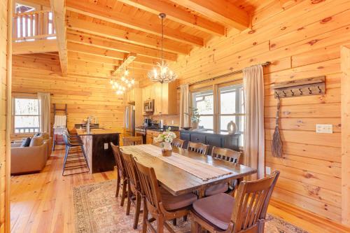 Kid-Friendly Morganton Gem 10 Mi to Blue Ridge! in Morganton, USA