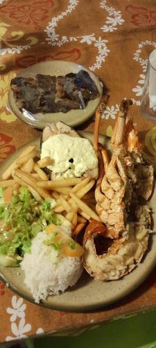 Penu Maurua 2 in เกาะโมปิติ