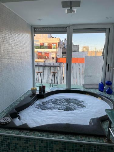 Apart Recoleta con jacuzzi y balcón con parrilla propio