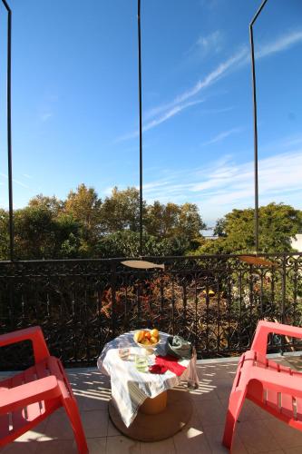 Maison entière avec un grand jardin à 15 min du centre en transports: bienvenue à QG Marseille !, Марсель (фото 4)