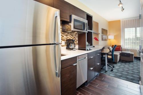 TownePlace Suites by Marriott Detroit Belleville