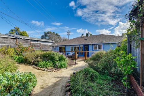 Greenbrae Garden Cottage Near Beaches and Redwoods