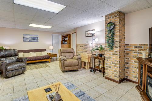 Montour Falls Apartment ~ 3 Mi to Seneca Lake! in Montoras ūdenskritumi (NY)