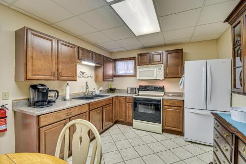 Montour Falls Apartment ~ 3 Mi to Seneca Lake! in Montoras ūdenskritumi (NY)